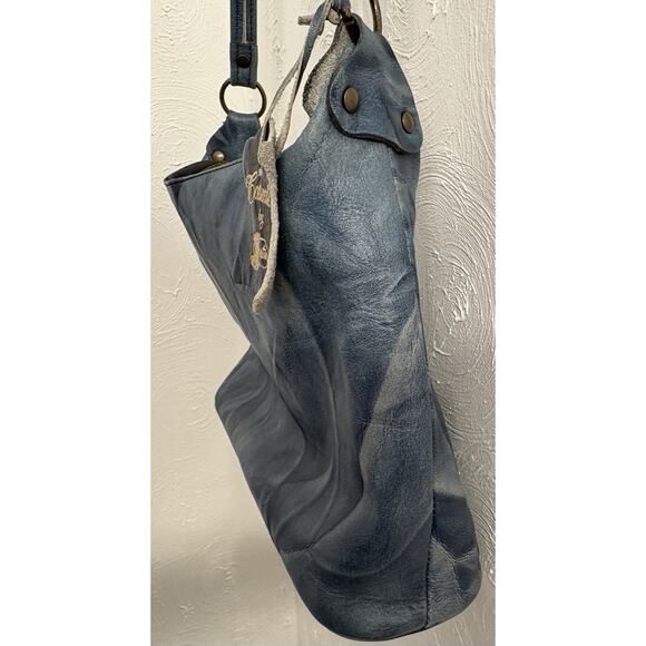 Casuals By Justin Blue Leather Shoulder Bag Adjustable Buggywhip Cowhide - Picture 4 of 7